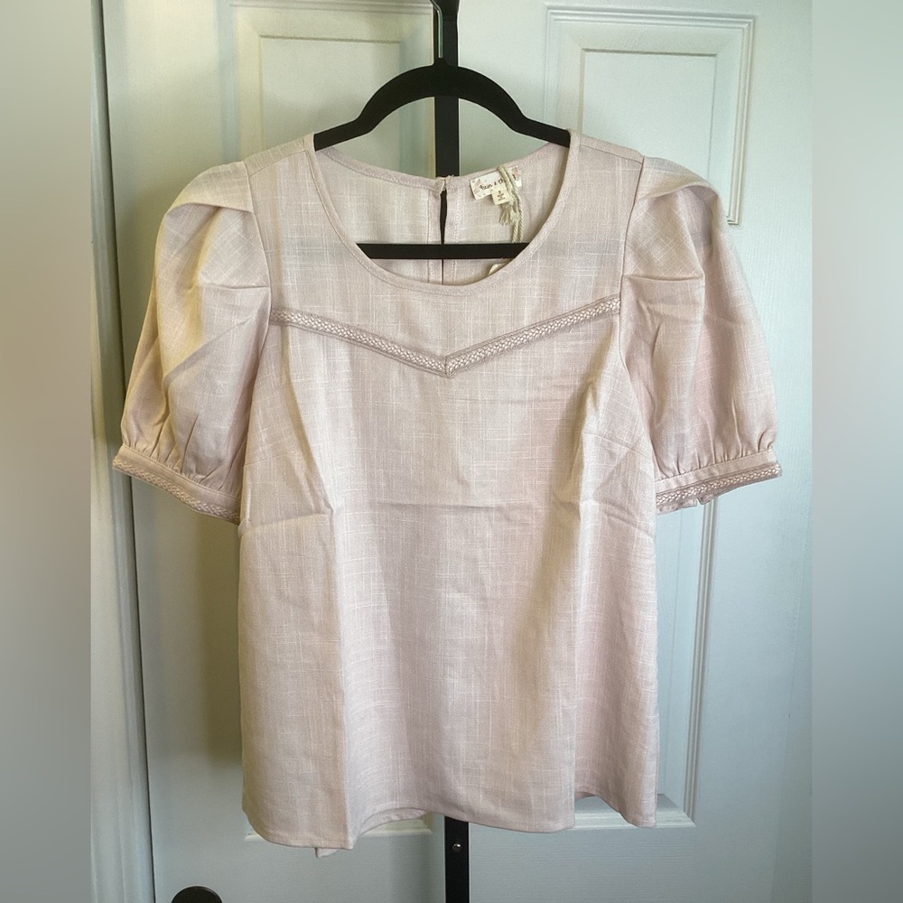 Hem & Thread Light Pink Blouse, size Small, NWT